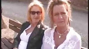 سرخ بالوں والی فٹ بال کی ماں fucks stepson